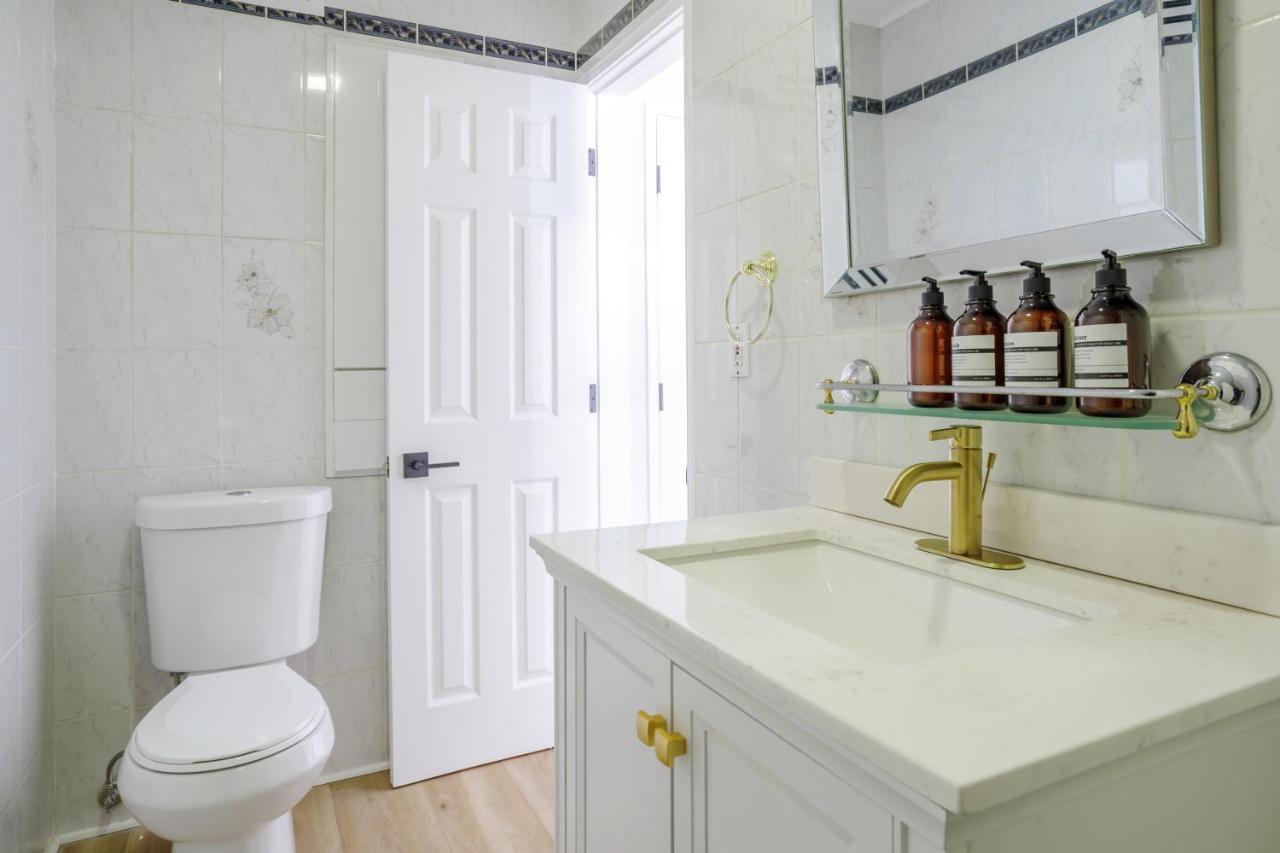 New 5 Bed W/hot Tub Close To Universal Sleeps 12 Ferienhaus Los Angeles
